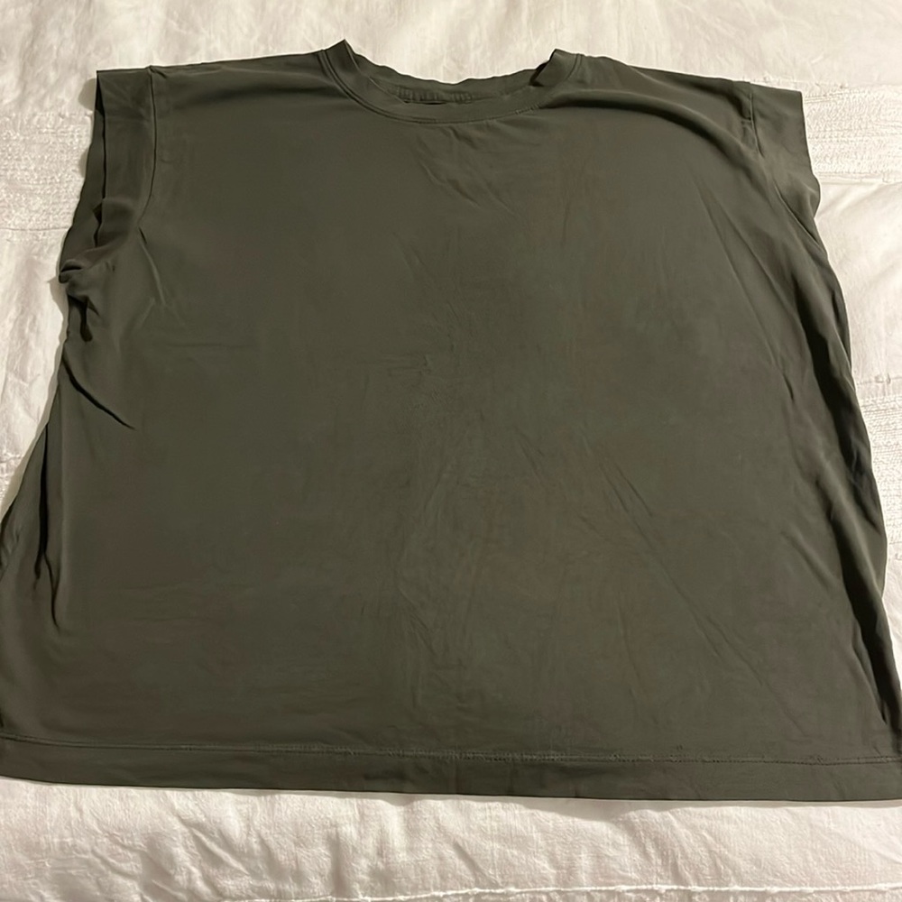 A new day army green L top